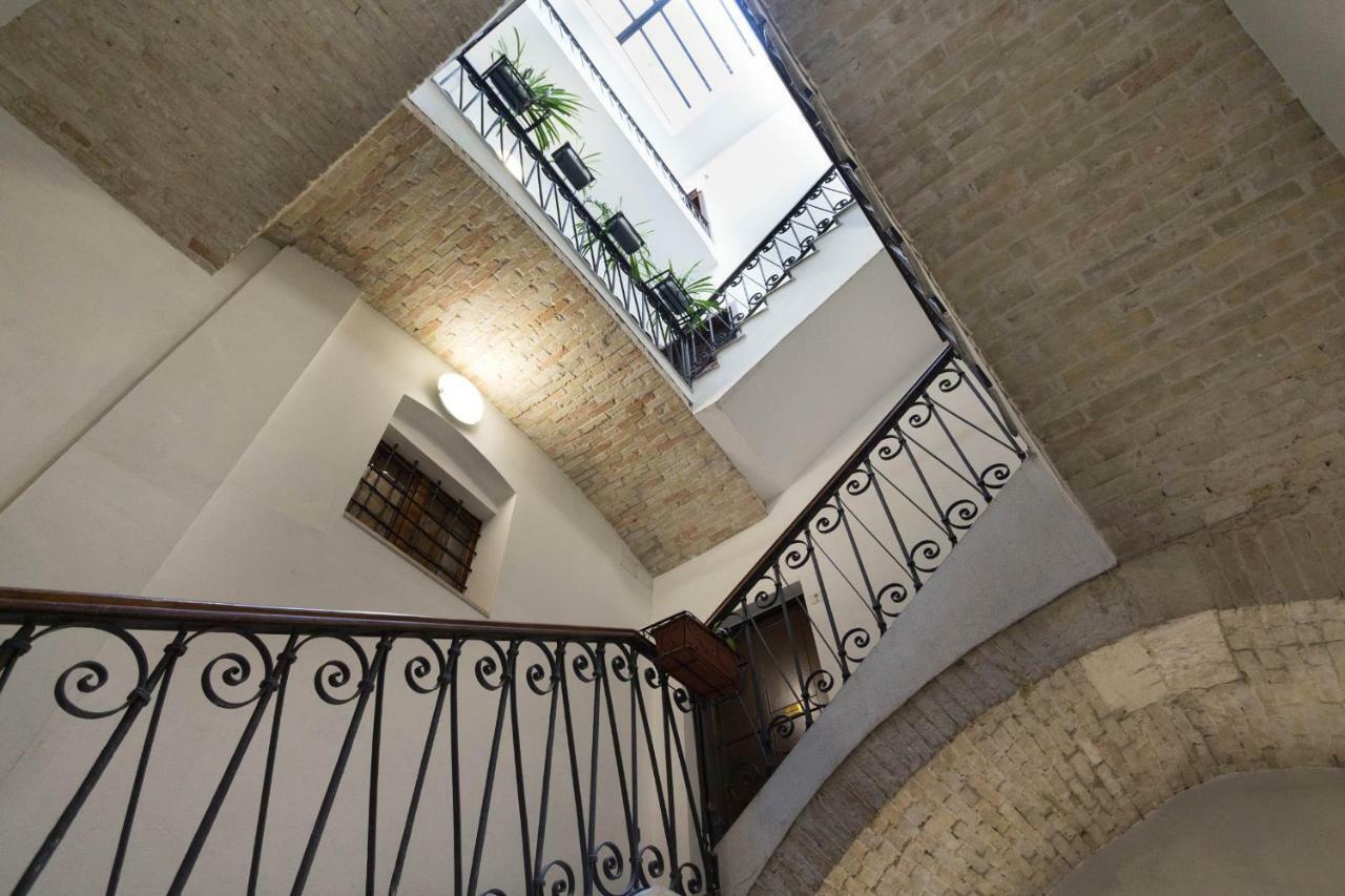 Domo 5 Teste Cagliari Exteriér fotografie